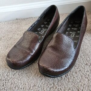Dansko Olivia Loafer Womens 37 Brown Leather Pebble stone Slip-on Comfort Shoe